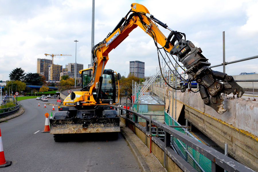 JCB Hydradig 輪式挖掘機拆除版重磅上市.jpg